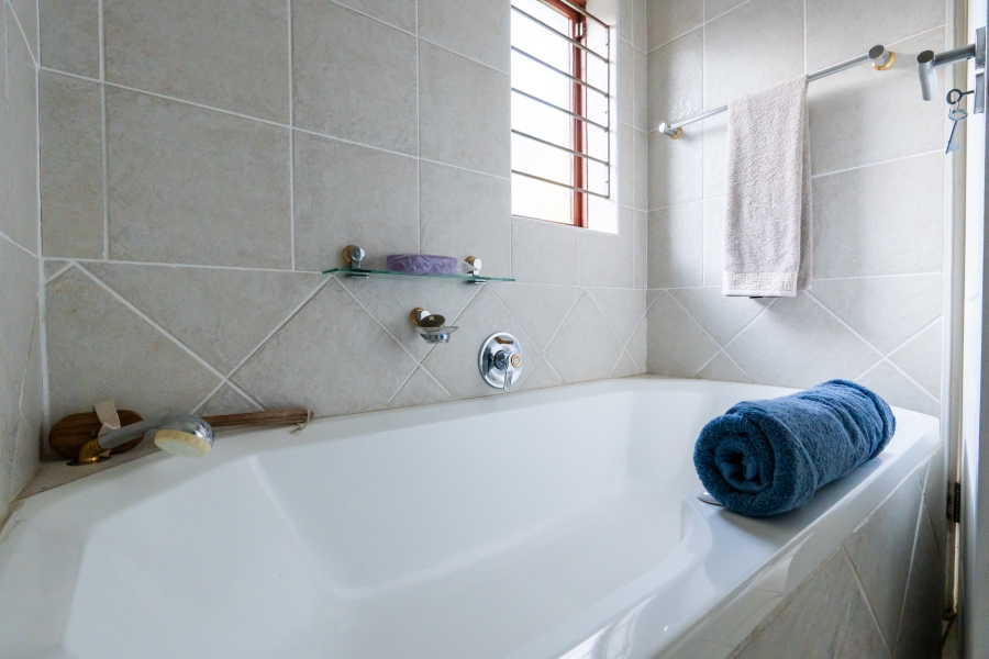 4 Bedroom Property for Sale in Aurora Western Cape